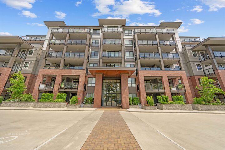 45511 Campus Drive 208 — photo 1