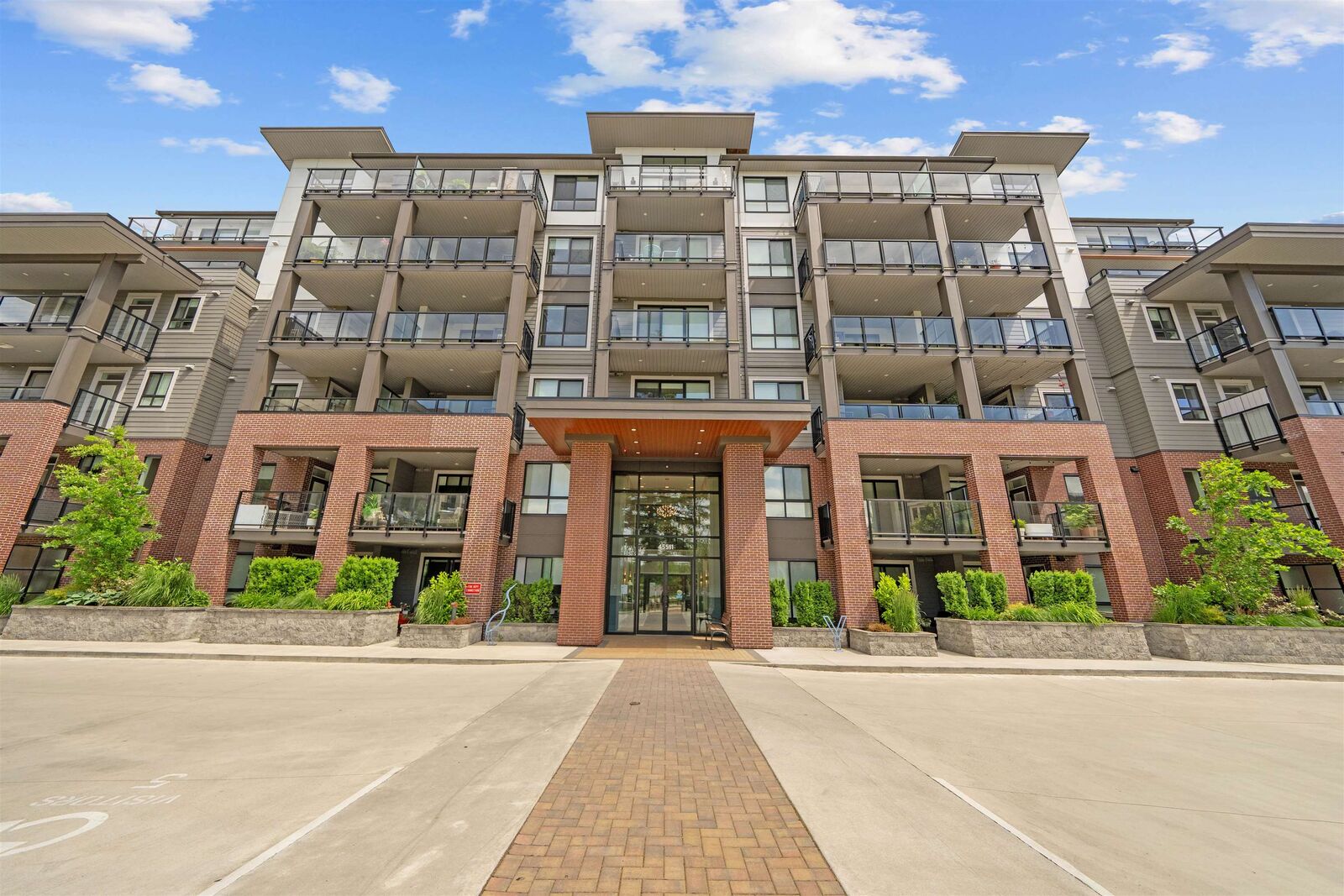 Property Photo: 45511 Campus Drive 208 BC V2R 6K8