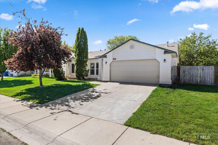 Property Photo:  534 W. Mulberry Loop  ID 83686 