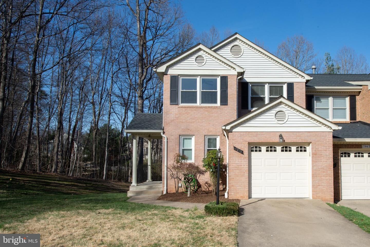 Property Photo:  7915 Valleyfield Drive  VA 22153 
