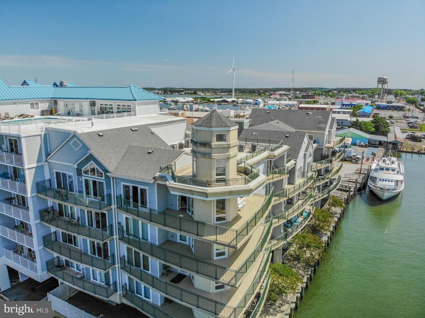 Property Photo:  1 Dock Street 402  MD 21817 