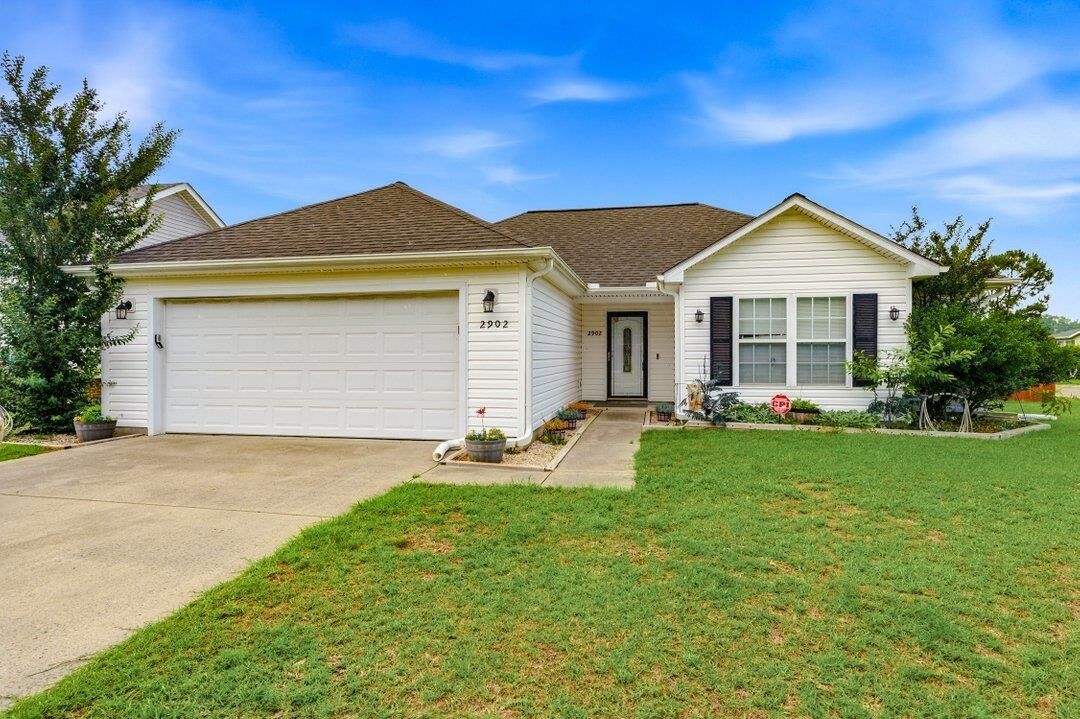 Property Photo:  2902 Silver Leaf Circle  SC 29569 