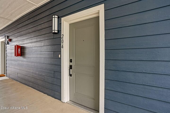Property Photo:  6480 N Atlas Rd 204  ID 83815 
