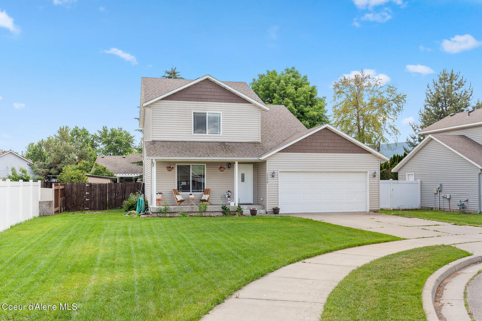 Property Photo:  1170 N Jamison Ct  ID 83854 
