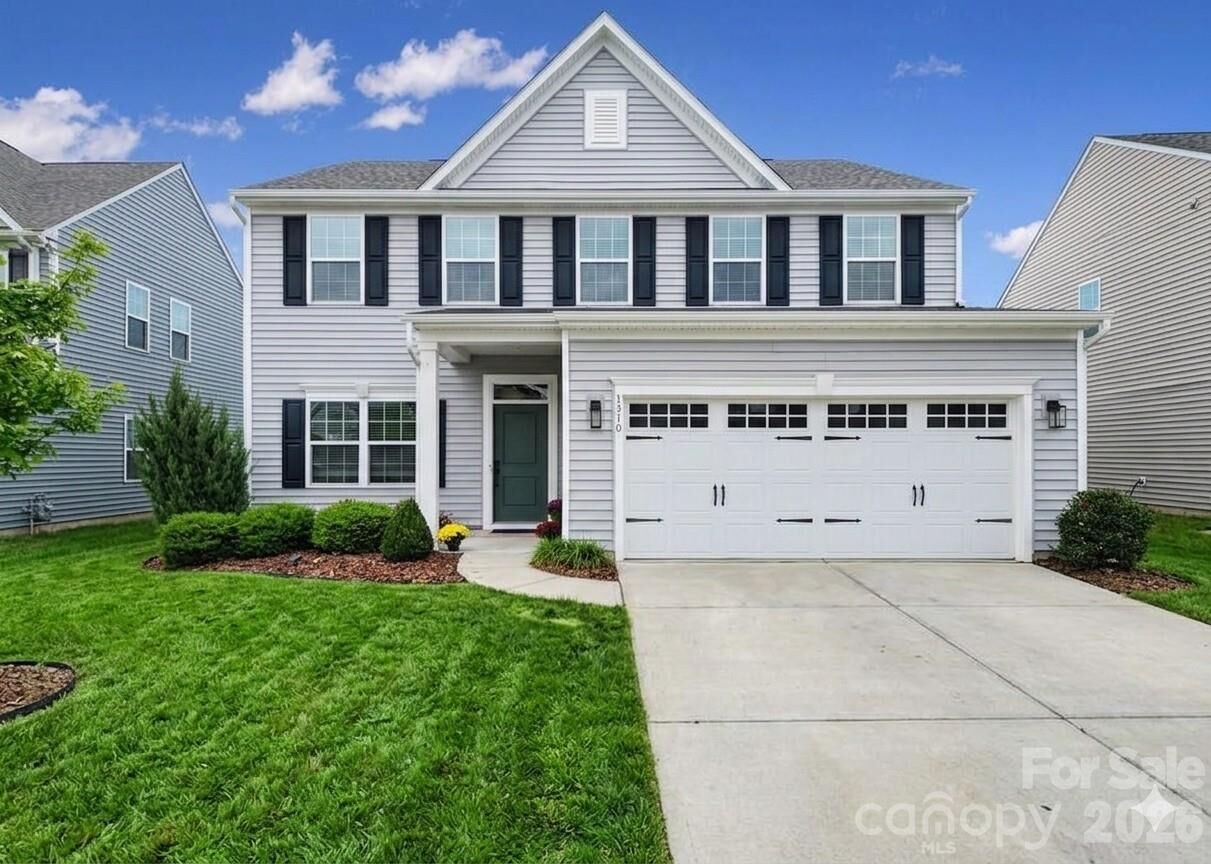 Property Photo: 1310 Harkey Creek Drive NC 28110