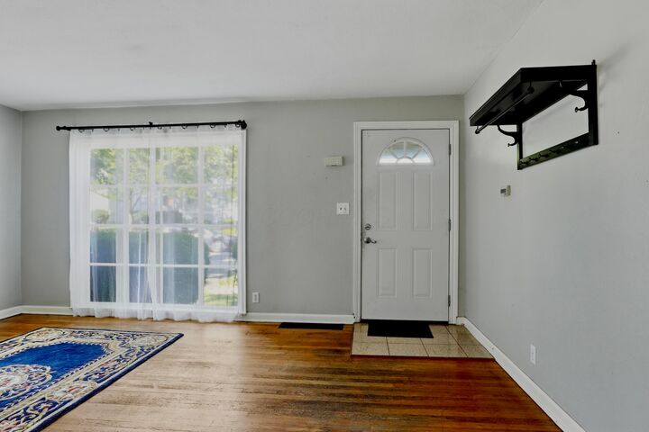 Property Photo: 1772 Kenny Road OH 43212