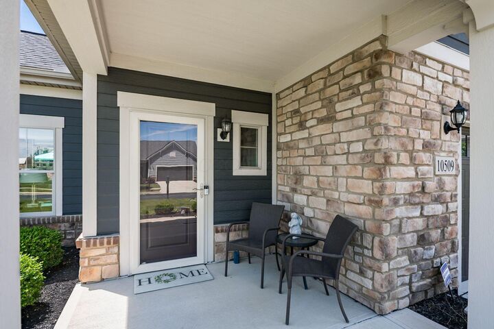 Property Photo:  10509 Calla Lily Way  OH 43064 