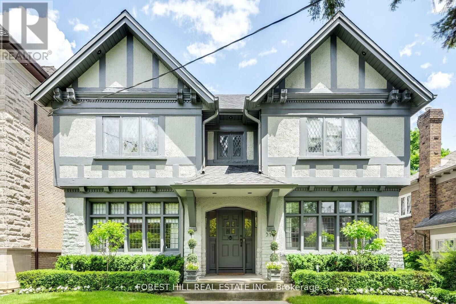 Property Photo: 319 Glenayr Road ON M5P 3C6