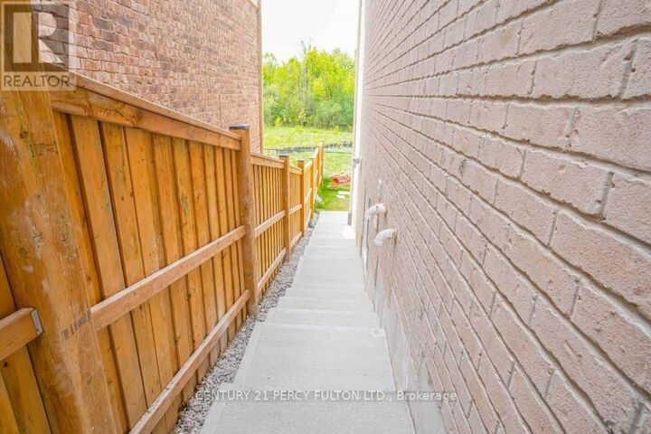 Property Photo:  1040 Foxtail Crescent Bsmt  ON L1X 0E7 
