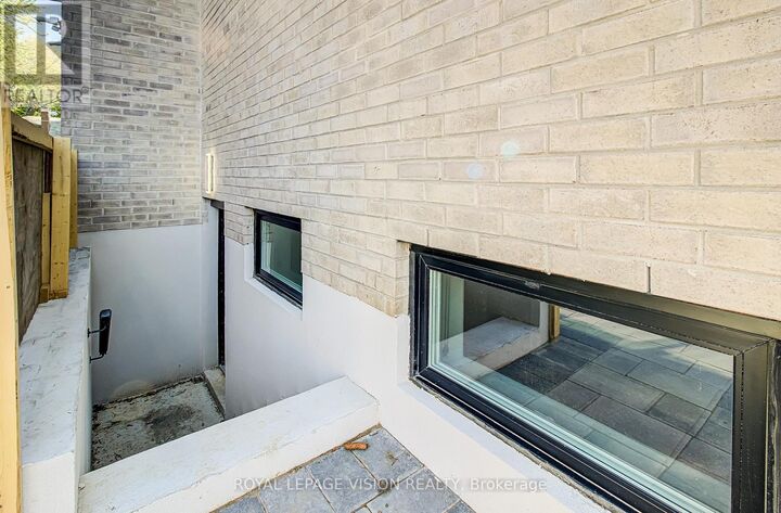 Property Photo:  22 Anson Avenue  ON M1M 1X3 