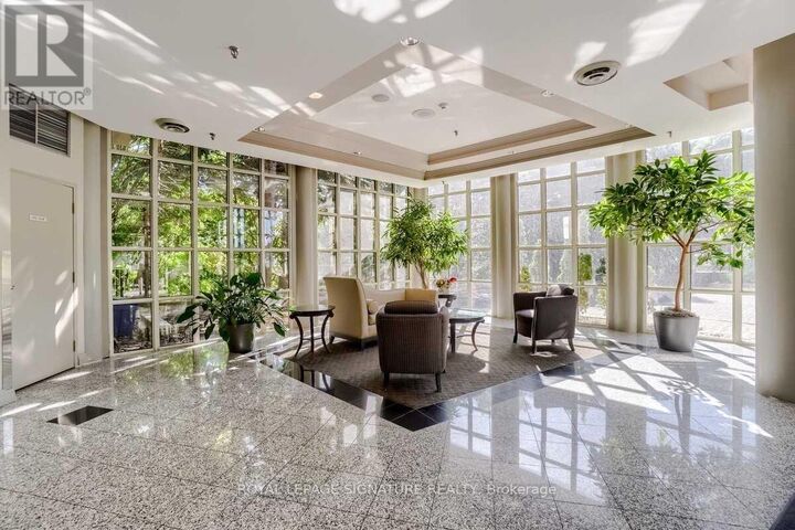 Property Photo:  50 West Eglinton Avenue 903  ON L5R 3P5 