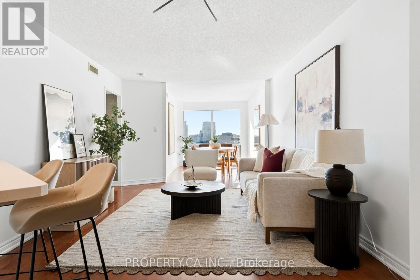 Property Photo:  1001 Bay Street 2101  ON M5S 3A6 