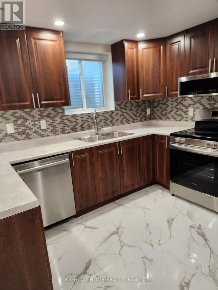 Property Photo:  62 Pineway Place Basement  ON L6S 5S4 