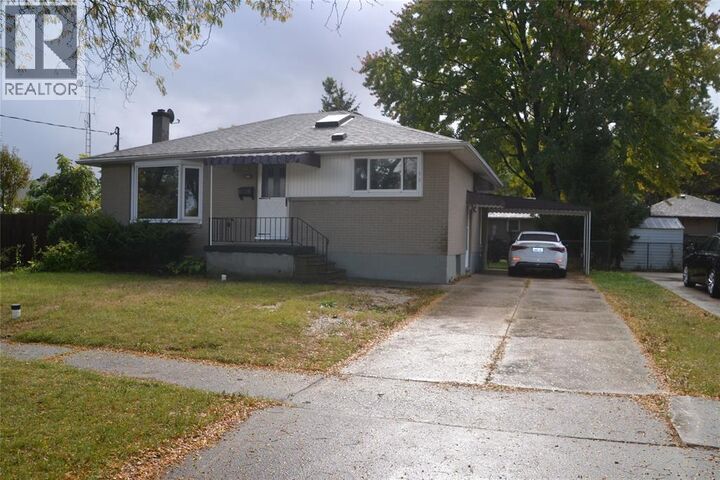 Property Photo: 941 Oak Street ON N7S 1V2