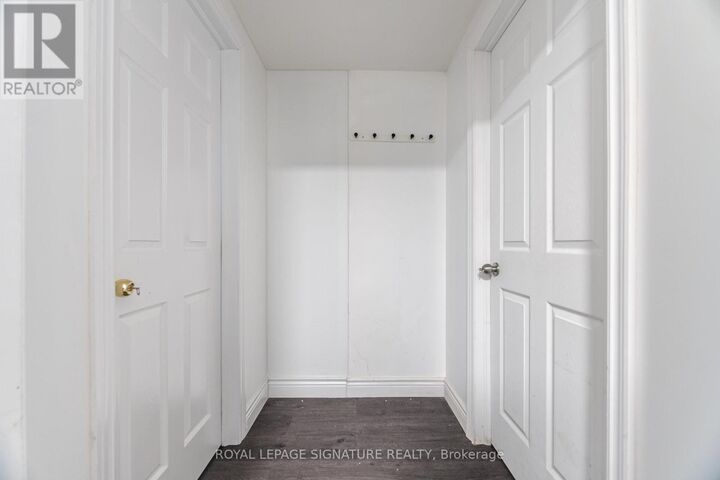 Photo de la propriété:  406 Tamarack Drive Main  ON N2L 4G6 