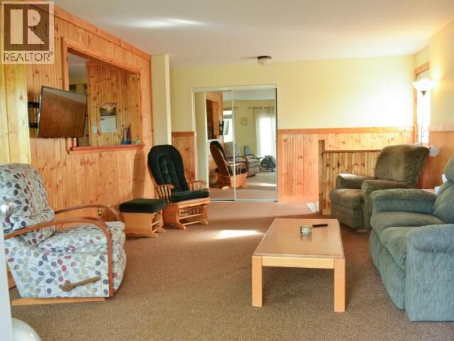 Property Photo: 40 Ogilvie Crescent YT Y0B 1K0
