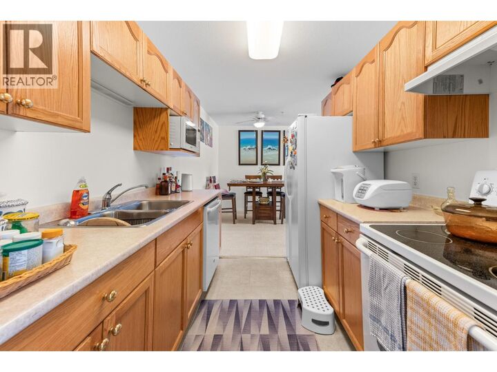 Property Photo:  914 Vancouver Street 204  BC V0B 1G4 