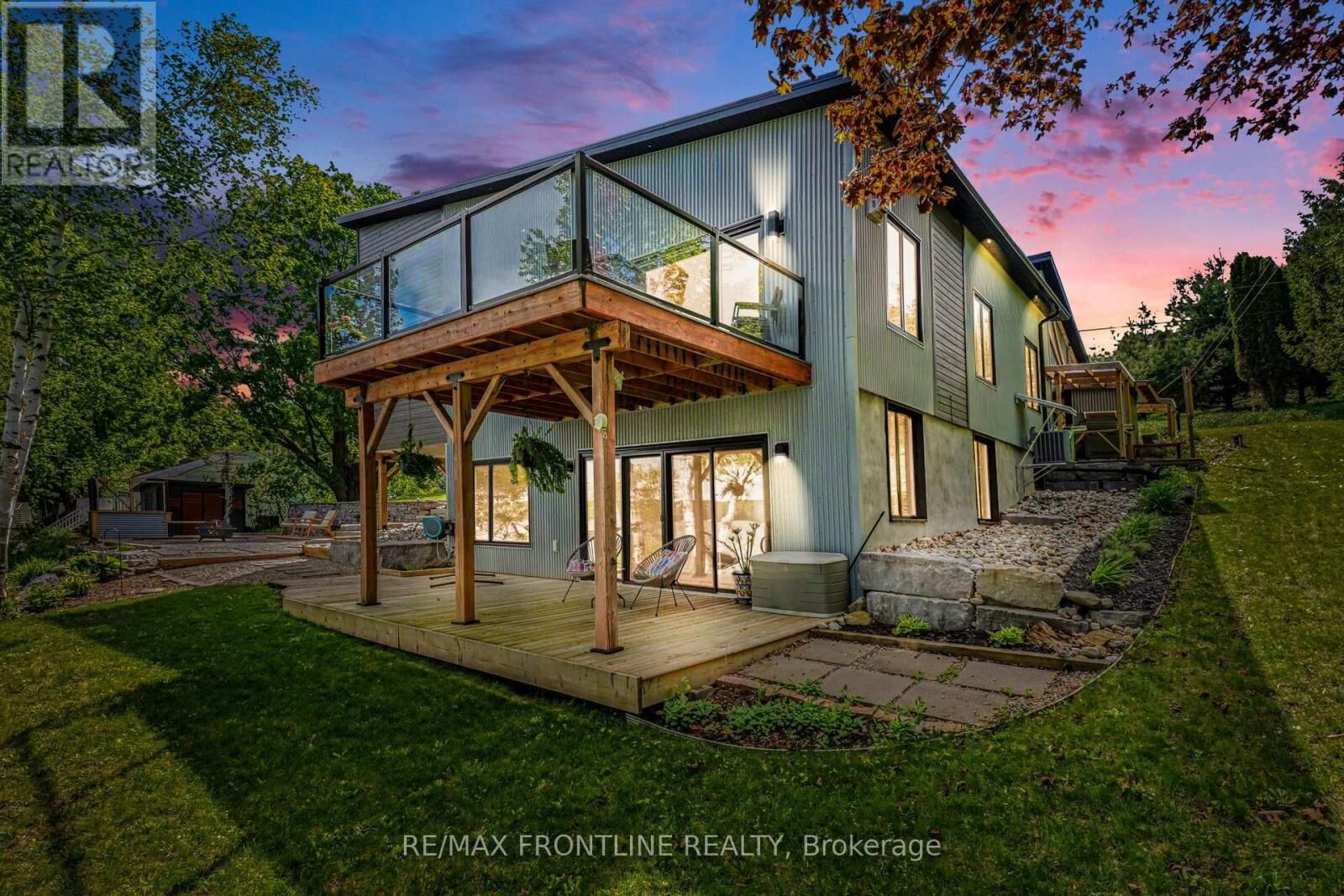 Property Photo:  24 Starlight Lane  ON K0G 1X0 