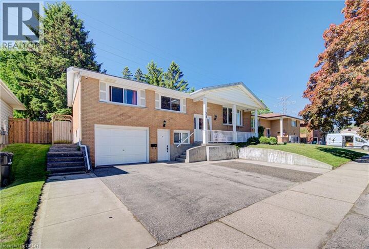 Property Photo:  74 Glen Park Crescent  ON N2N 1G2 