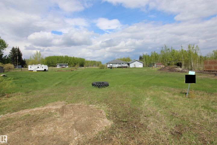 Property Photo: 204 57328 Range Road 30 AB T0E 0X0