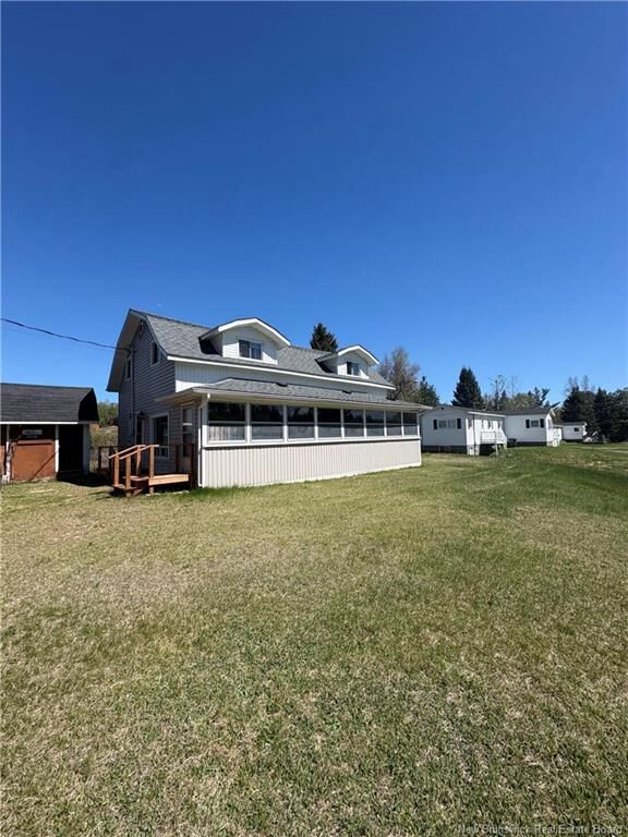 1076 Howard Rd — photo 1