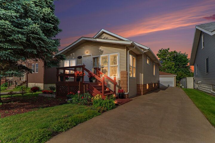 Property Photo:  1303 Stanton Avenue  IN 46394 