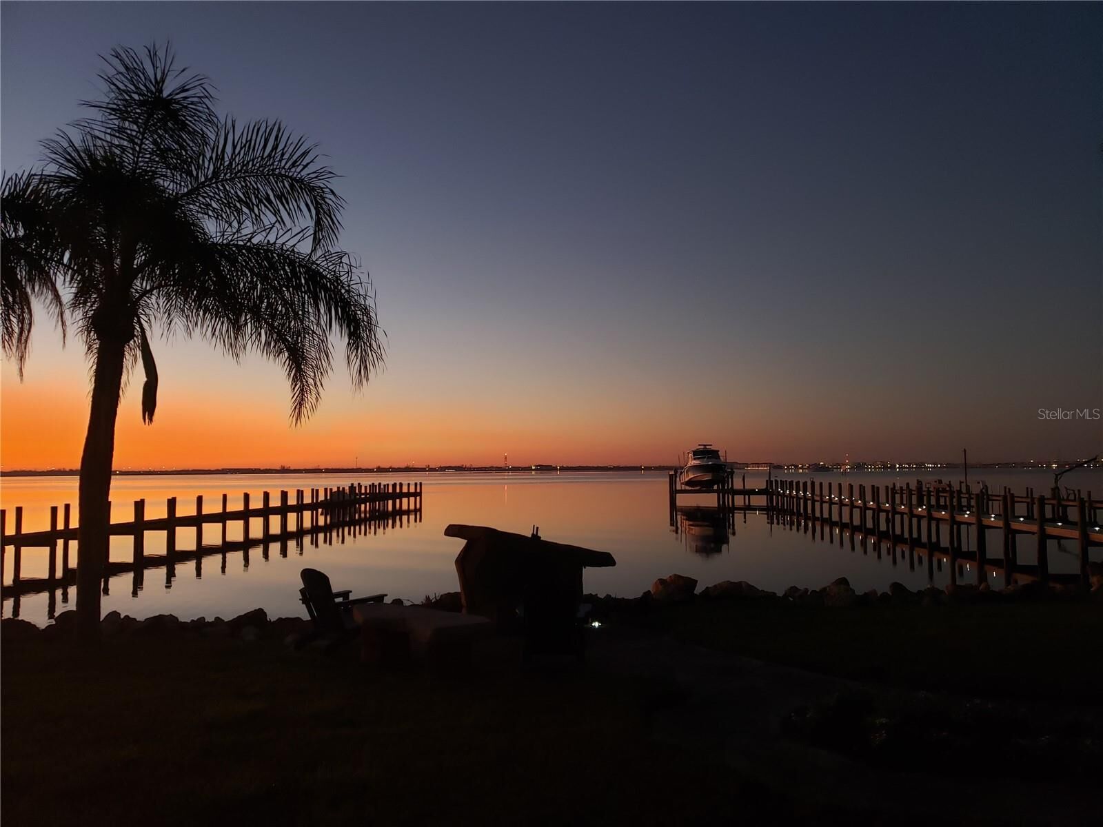 Property Photo: 24181 Harborview Road FL 33980