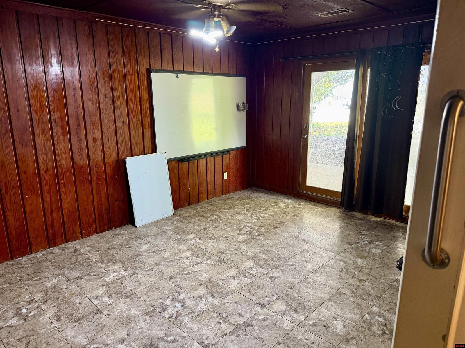 Property Photo:  369 Cr 27  AR 72653 
