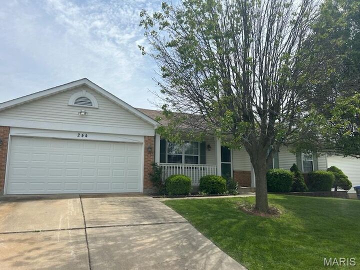Property Photo: 244 Sassafras Parc Drive MO 63368