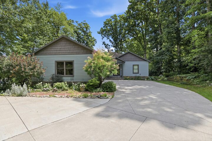Property Photo:  7352 Hallridge Drive NE  MI 48809 