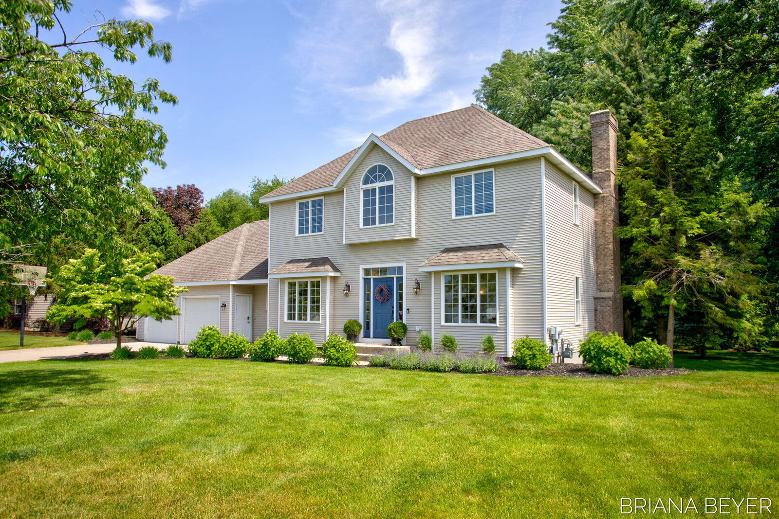 Property Photo: 145 Bay Meadows Dr MI 49424