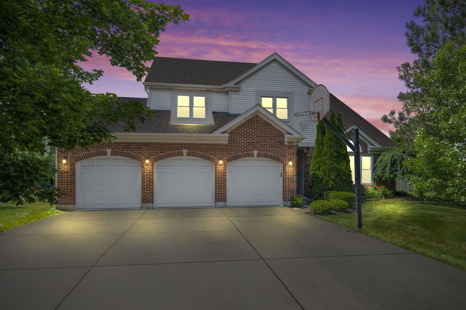 Property Photo: 2955 Whispering Oaks Drive IL 60089