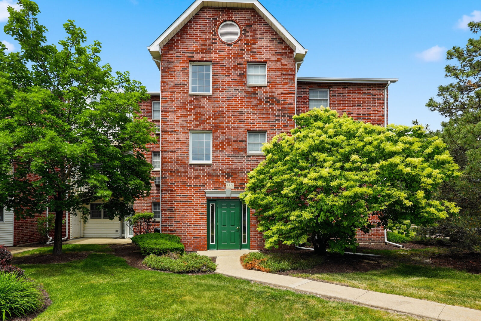 Property Photo:  330 Leah Lane 3B  IL 60098 