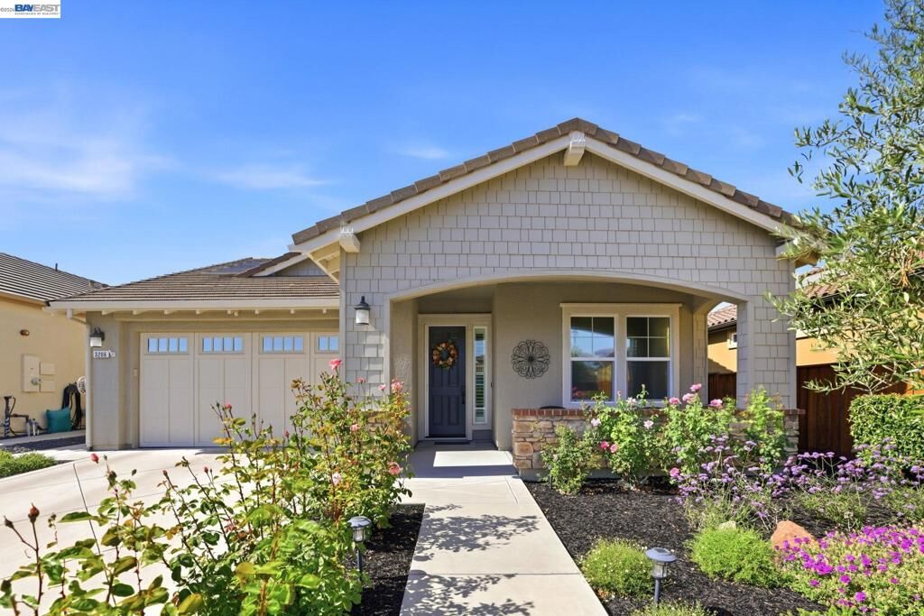 Property Photo:  3206 Denton Ct  CA 94566 
