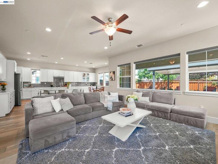 Property Photo:  7200 Kylemore Court  CA 94568 