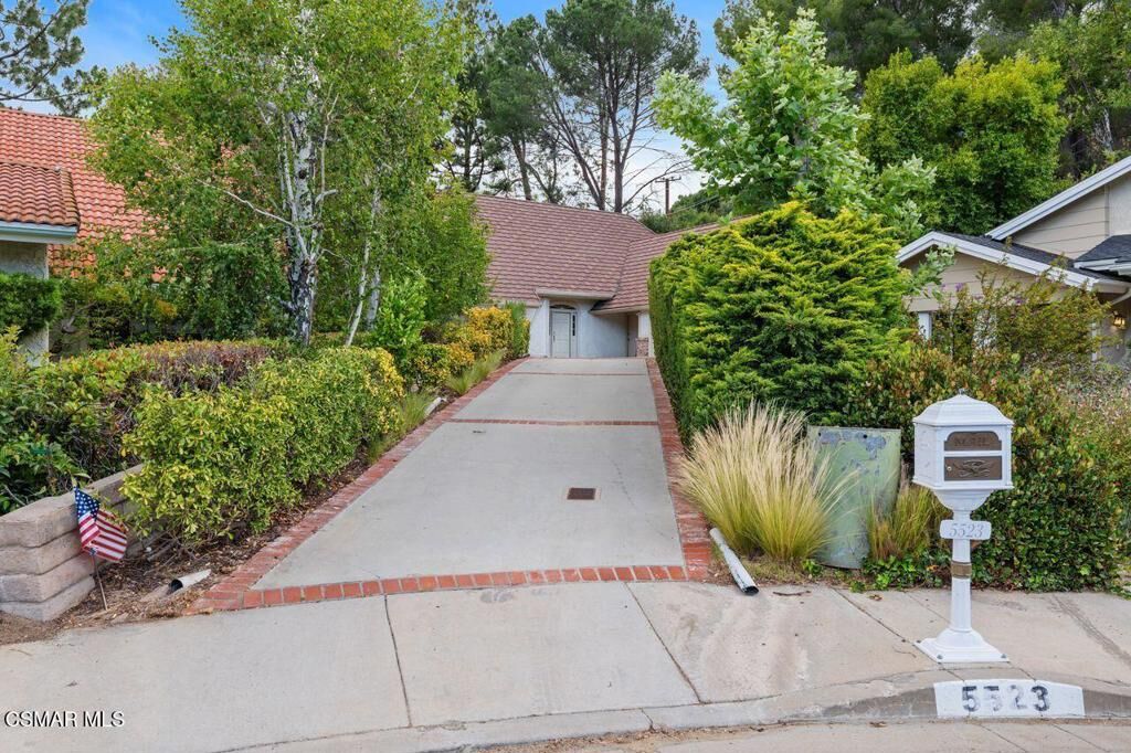 Property Photo:  5523 Ember Court  CA 91301 