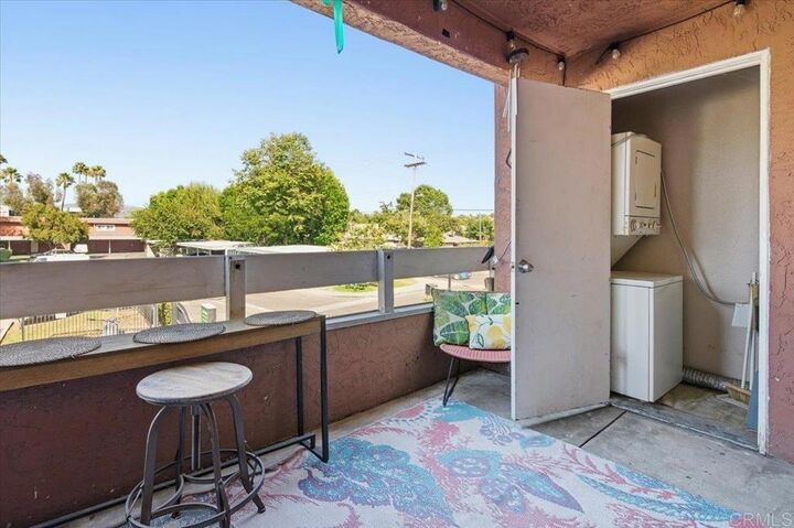 Property Photo:  1010 E Washington Avenue #71  CA 92025 