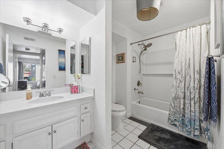Property Photo: 1010 E Washington Avenue #71 CA 92025