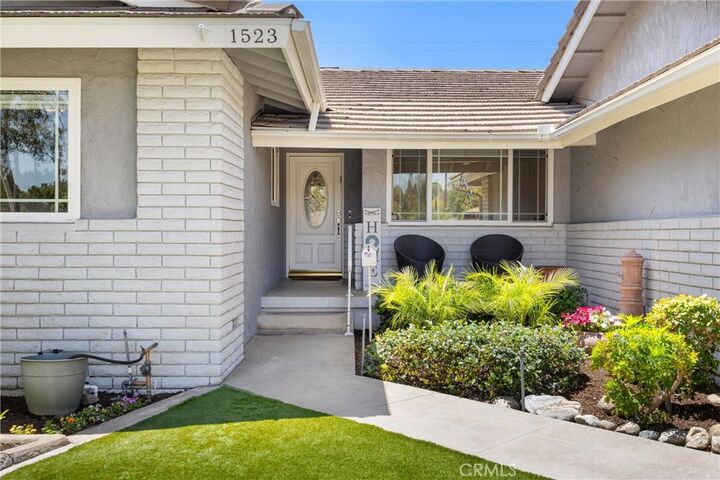 Property Photo:  1523 Columbine Way  CA 91786 