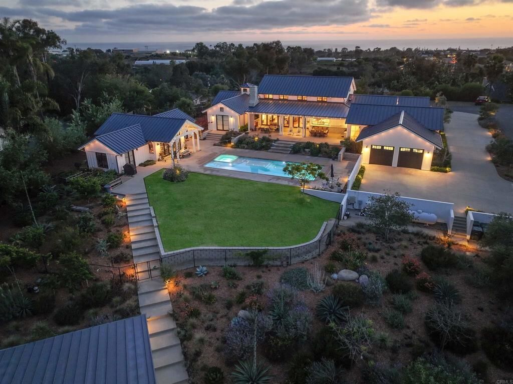 Property Photo:  41-639 Quail Gardens Lane  CA 92024 