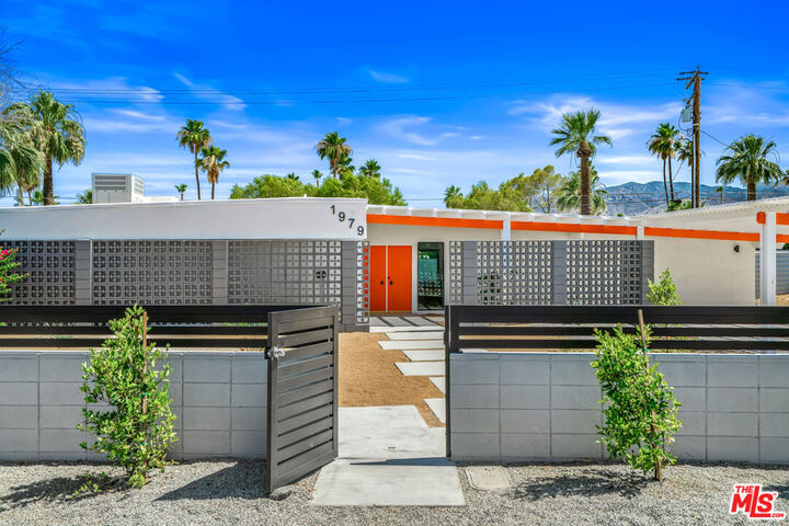 Property Photo:  1979 E Alejo Road  CA 92262 
