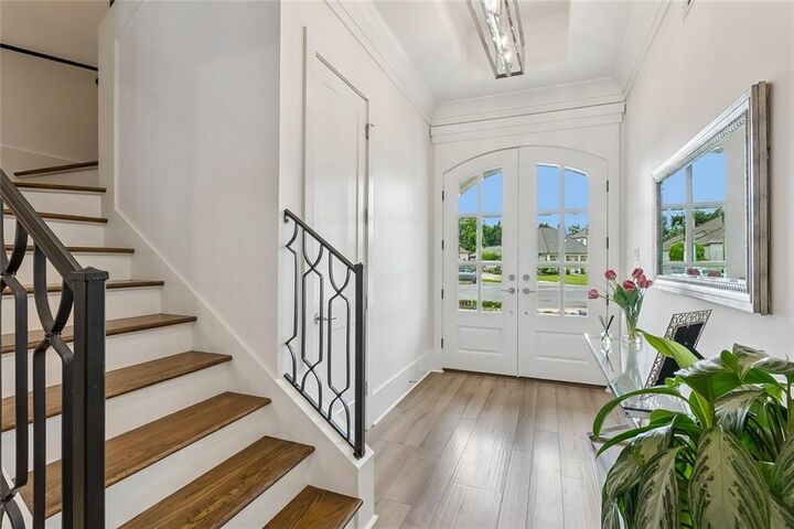 Property Photo:  117 Oak Park Court  LA 70037 