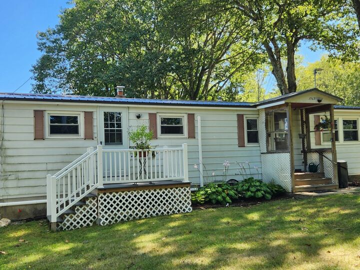 Property Photo: 7-9 Mill Hill Road NH 03823