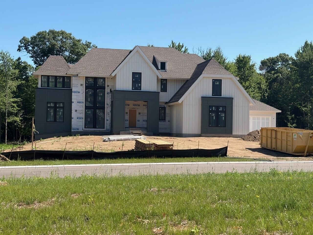Property Photo: 4731 140th Lane NE MN 55005