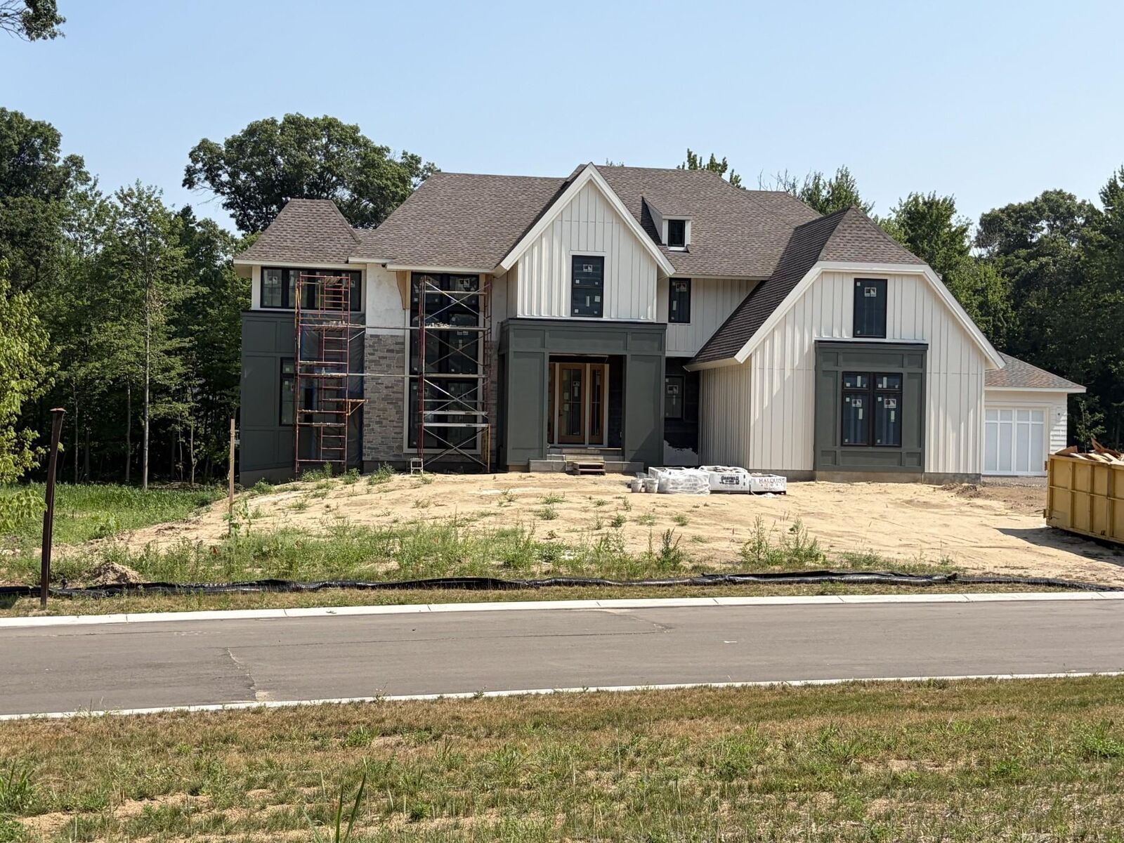 Property Photo: 4731 140th Lane NE MN 55005