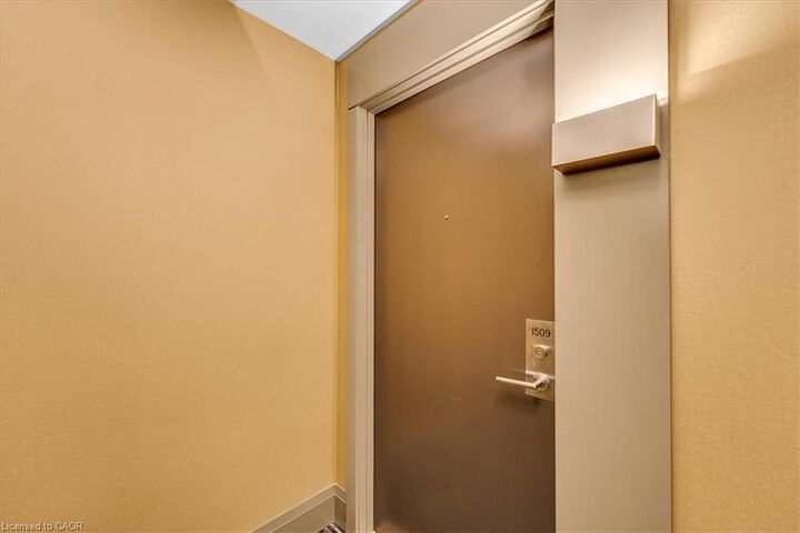 Property Photo: 17 Zorra Street 1509 ON M8Z 0C8