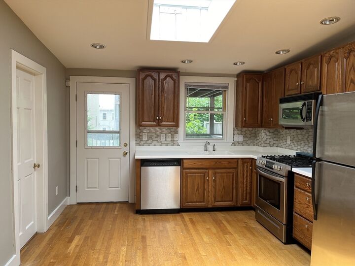 Property Photo:  137 West Eighth Street 3  MA 02127 