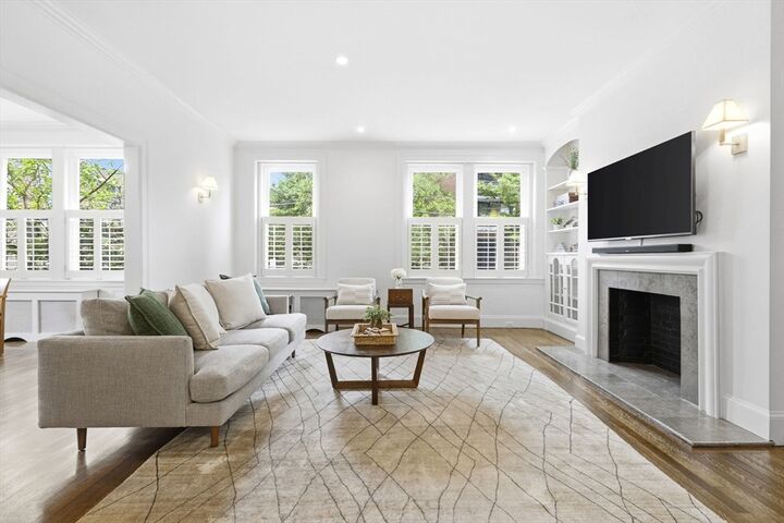 Property Photo: 123 Saint Paul St 1 MA 02446