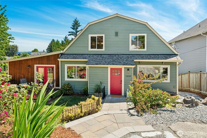 Property Photo:  14042  33rd Avenue S  WA 98168 