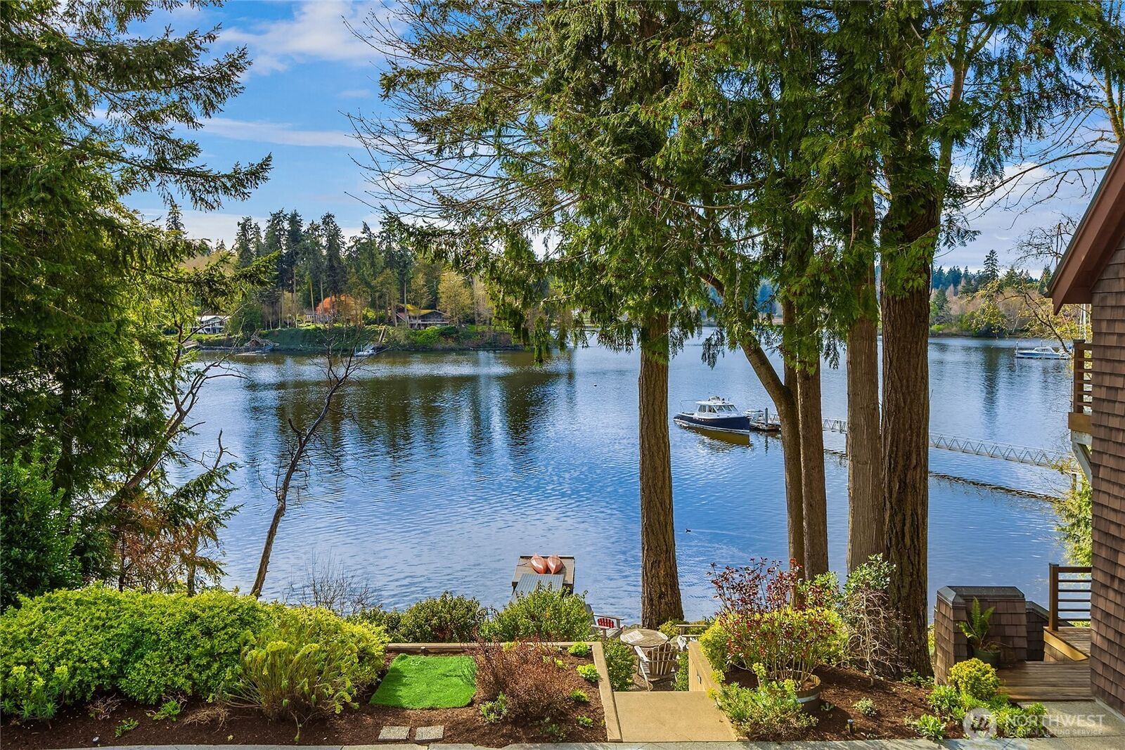Property Photo:  339  Lovell Avenue SW  WA 98110 